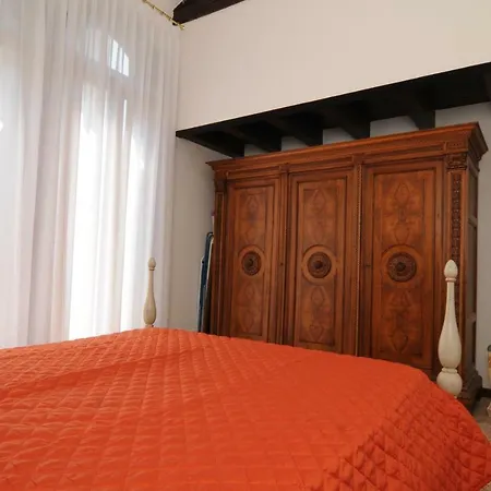 Sunny Canal A/c Wifi 公寓