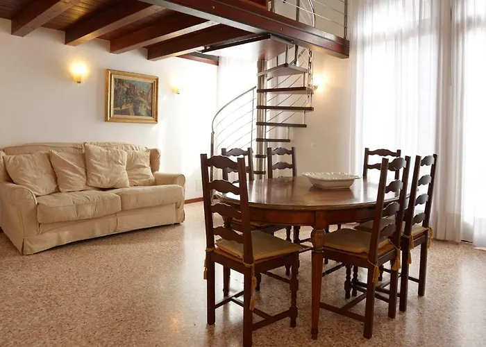 Sunny Canal A/c Wifi